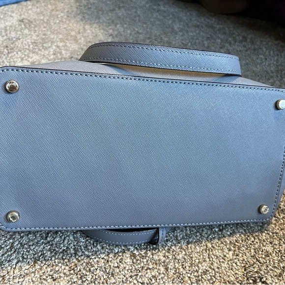 Kate Spade Medium Tote - Picture 2 of 9